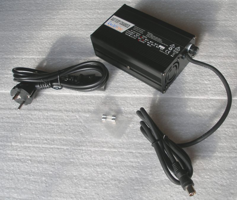 Connettore GX12 3 pin kit maschio femmina per carica batterie bici elettrica  - Batteria Italia